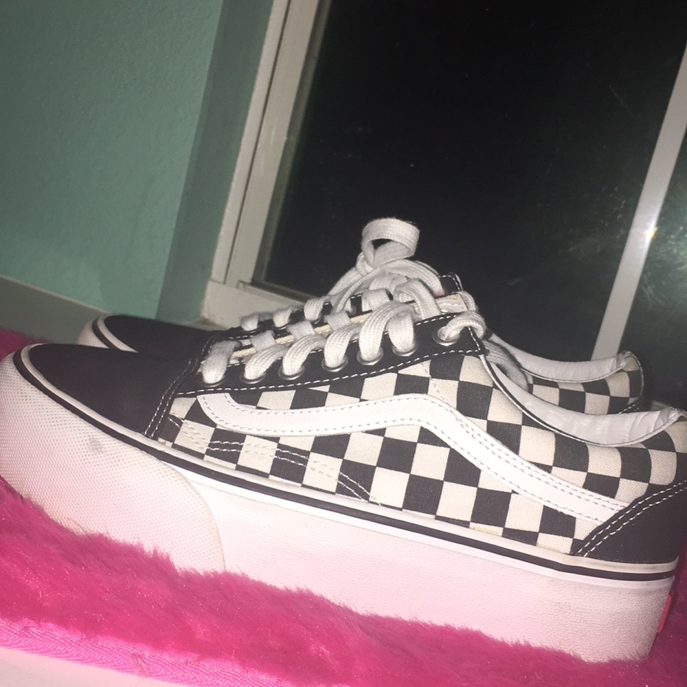 Checkered Old Skool Platform Vans